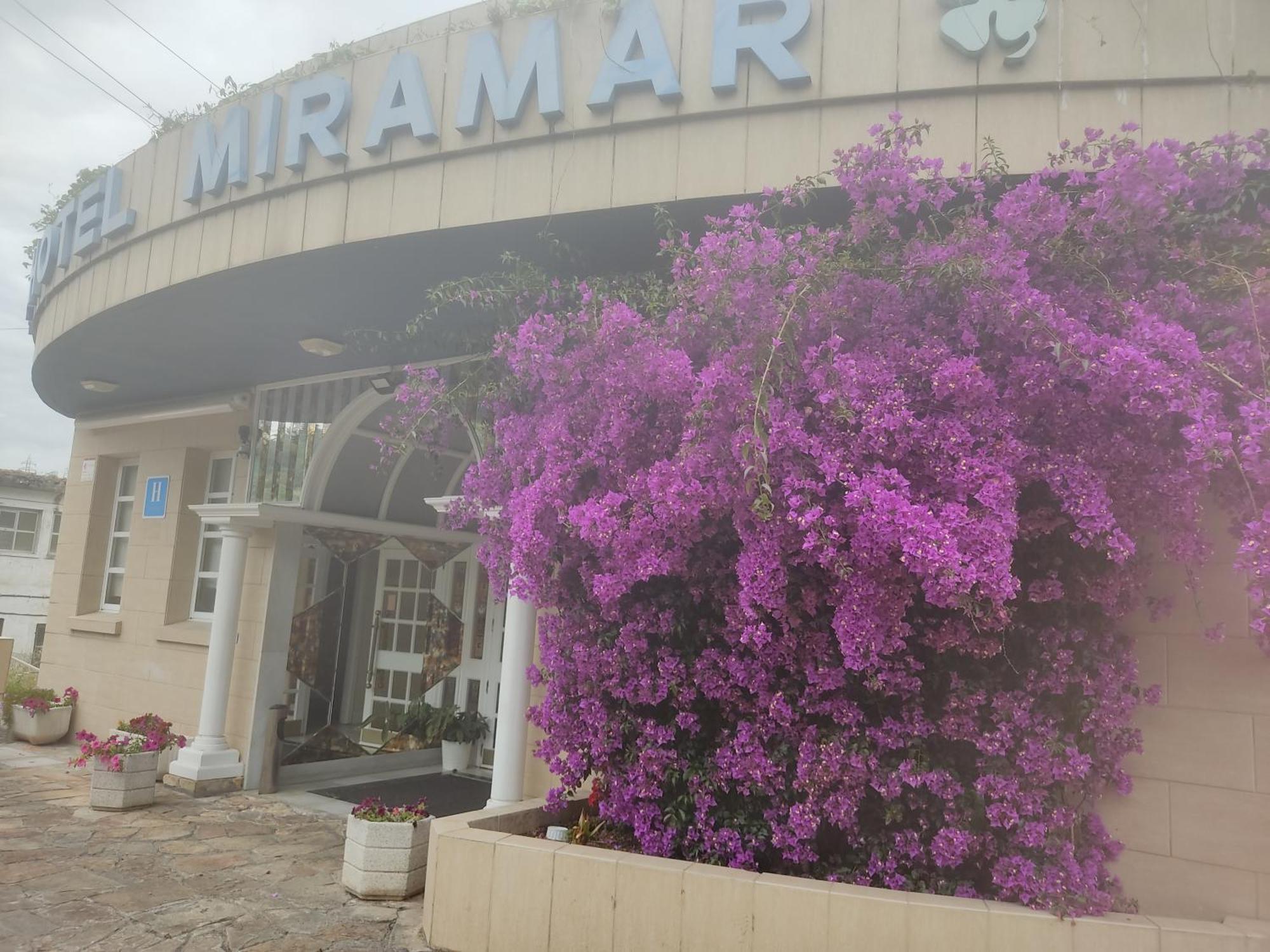 Hotel Miramar Laredo Esterno foto